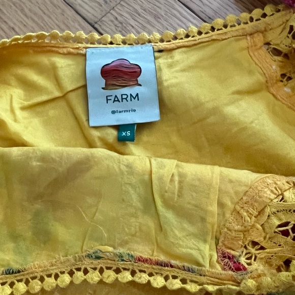 Farm Rio Flower Embroidered Top - Picture 4 of 6